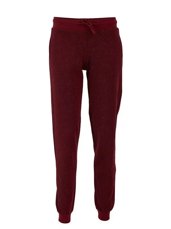 TRENERKA TË POSHTME PËR FEMRA